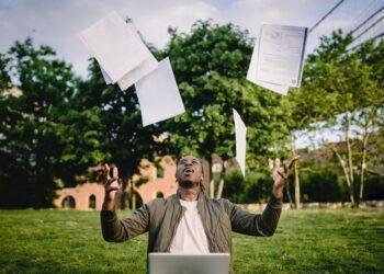 Taxonomía verde y criterios de revelación de información para emisores: hacia un «mercado de valores» más sostenible