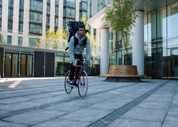 ¿Por qué Colombia necesita una Reforma Laboral que incluya protección integral de la seguridad social a los colaboradores de las plataformas digitales?