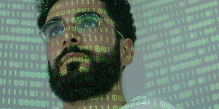 ¿Por qué se incrementaron los Ciberdelitos en Colombia y que aspectos debo tener en cuenta como usuario de internet para no ser víctima de estos?