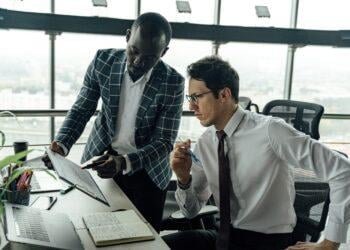 Nuevos estándares de reporte sociales y ambientales para los emisores de valores