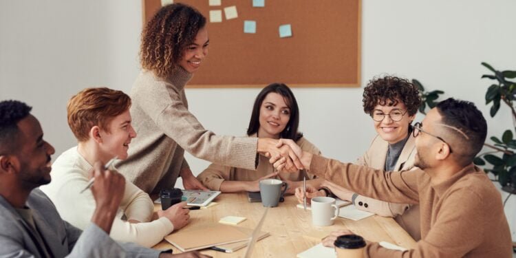 La importancia de adoptar los programas de transparencia y ética empresarial
