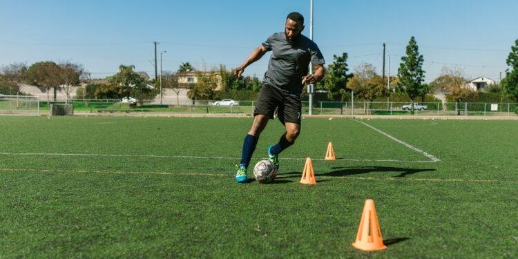 Cesión de derechos deportivos de futbolistas profesionales a través de convenios deportivos