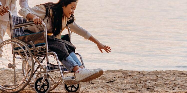 ¿Se puede perder la pensión de invalidez?  ¿Esta pensión es temporal o vitalicia?