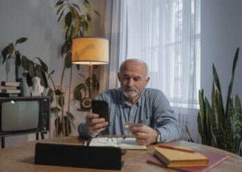 El consumidor no debe probar la omisión de información