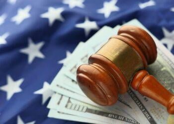 Holland & Knight representó exitosamente a Tribeca Asset Management en una disputa de USD $500 millones ante la Corte Suprema de Florida