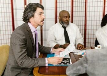 La ligera y problemática regulación estatutaria de la exclusión de miembros de las ESAL