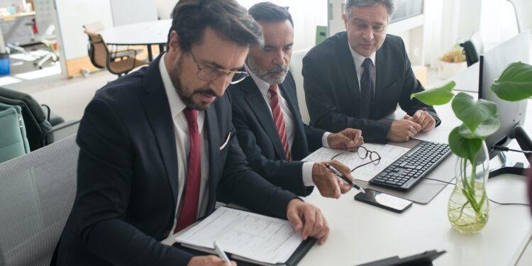 Casos prototipo de desestimación de la personalidad jurídica