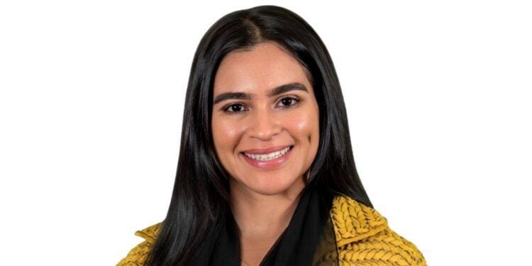 ¿Una autoridad administrativa puede inaplicar un acto administrativo de carácter particular y concreto por vía de la excepción de inconstitucionalidad?