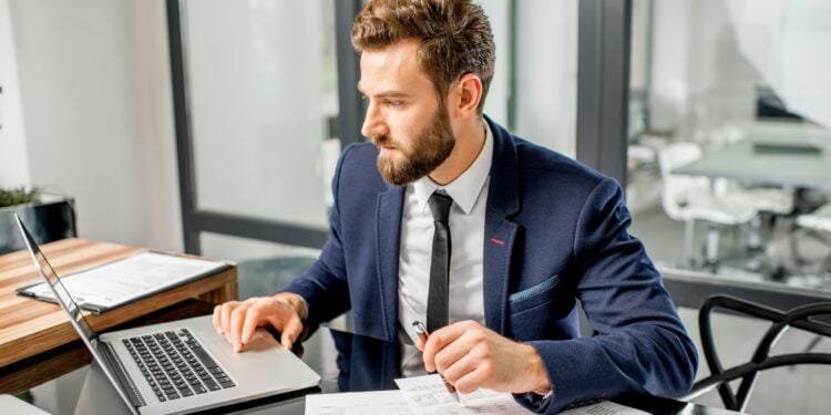 Sanciones por No Declarar Renta en Colombia: Legislación, Jurisprudencia y Conceptos de la DIAN