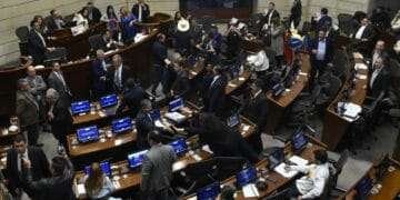Ley 2466 de 2025: Reforma Laboral en Colombia para Trabajo Decente y Formalización Laboral