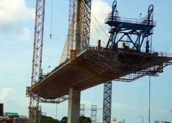 La Cláusula Compromisoria en Contratos Estatales de Colombia: Un Análisis Jurídico Profundo